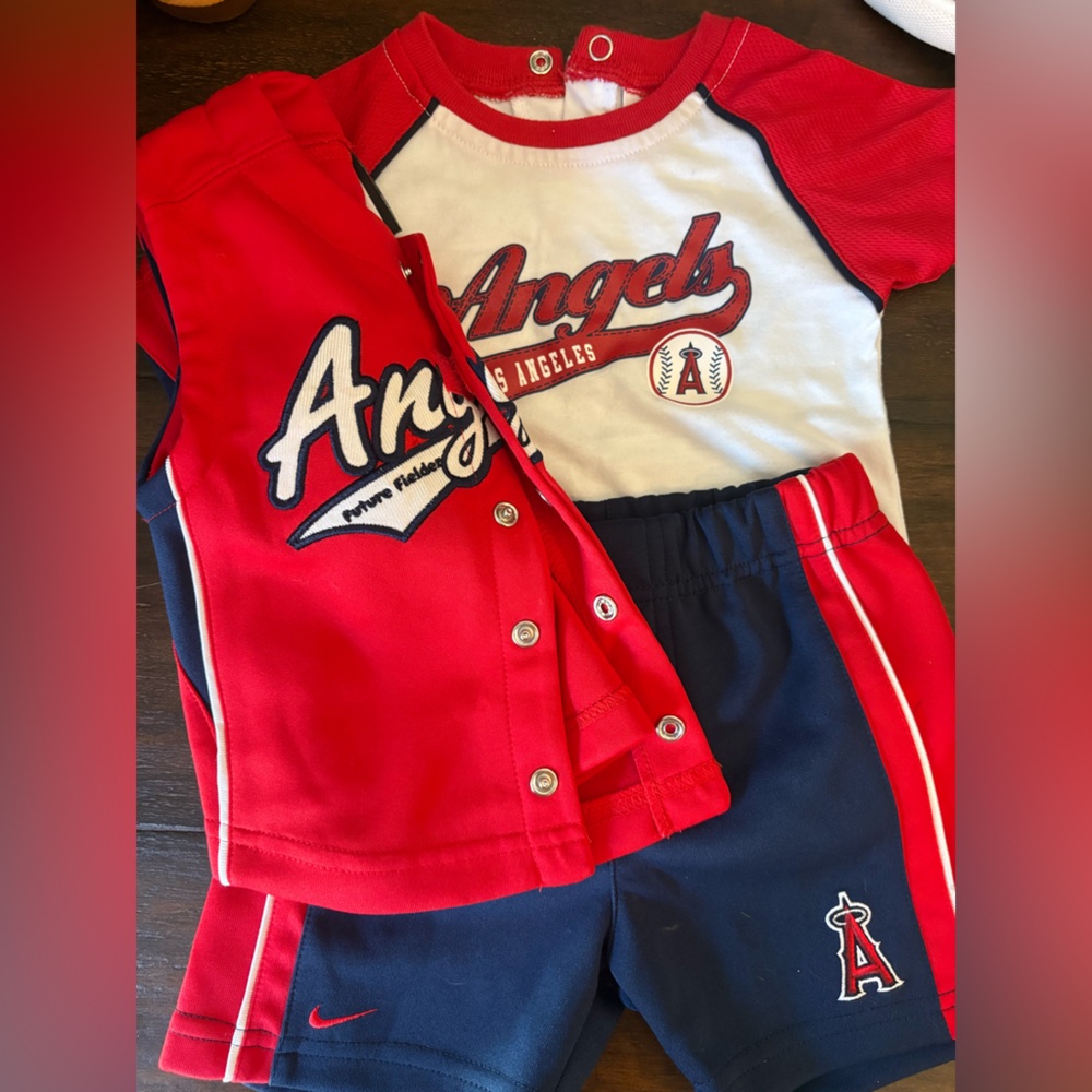 Nike Kids Red and Blue Matching 3 piece Set